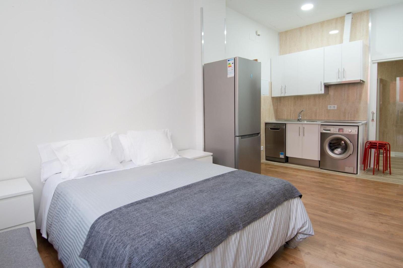Apartments Center Madrid Bagian luar foto
